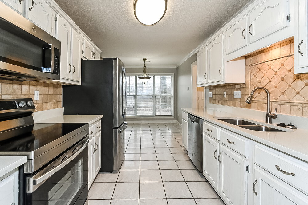 Building Photo - 5899 Michaelson Dr