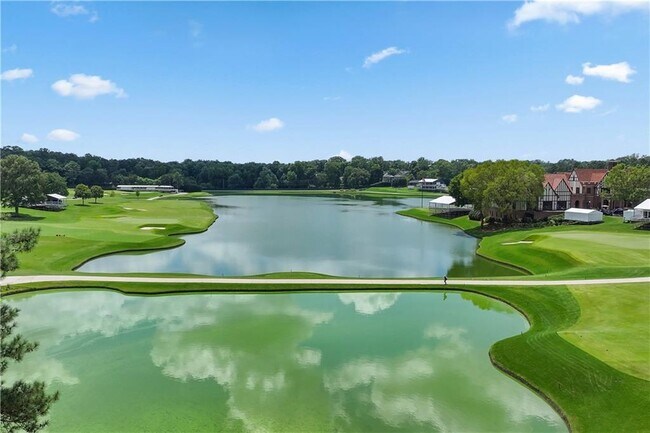 Building Photo - 1578 Lincoln Ave SE