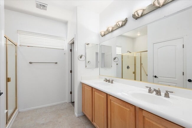 Building Photo - 22419 N San Ramon Ct