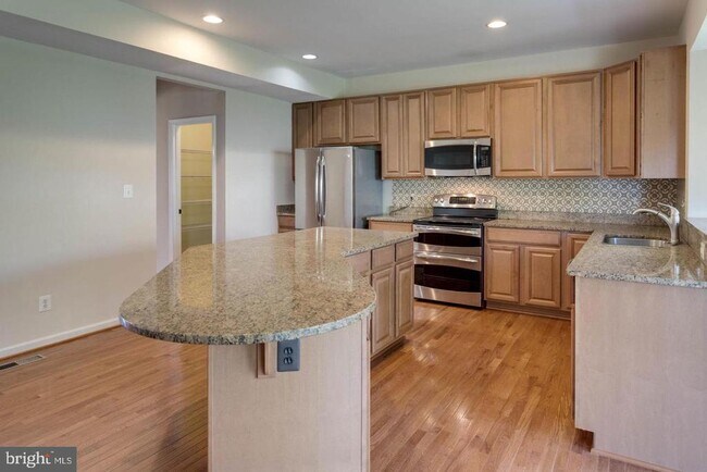 Building Photo - 12760 Manor Hall Ct