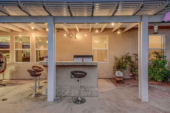 Building Photo - 41424 Trumble Ct