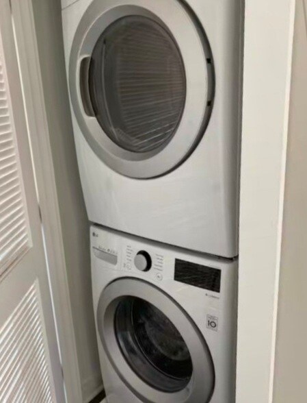 Building Photo - 1505 54th Ave N