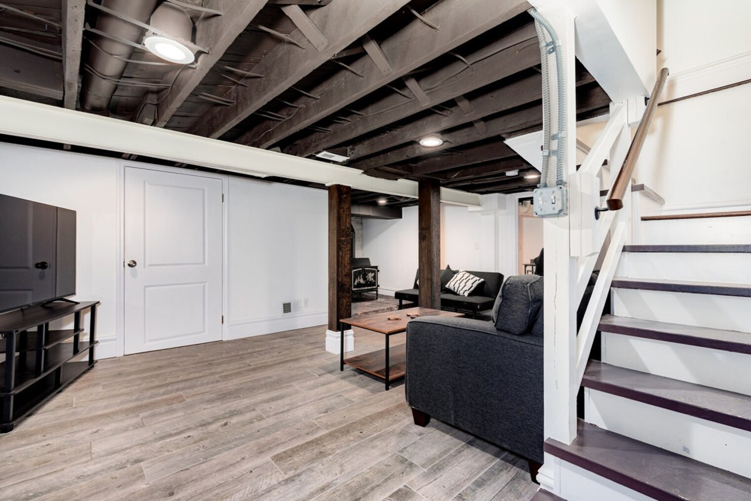 Building Photo - 4030 Hartford St