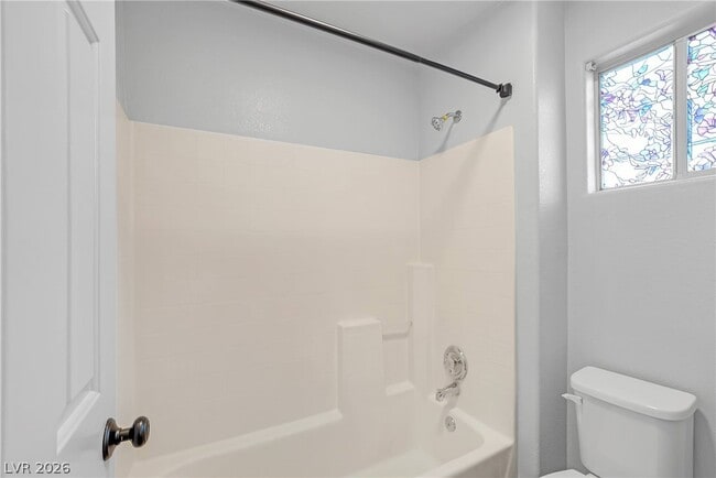 Building Photo - 555 Roxella Ln