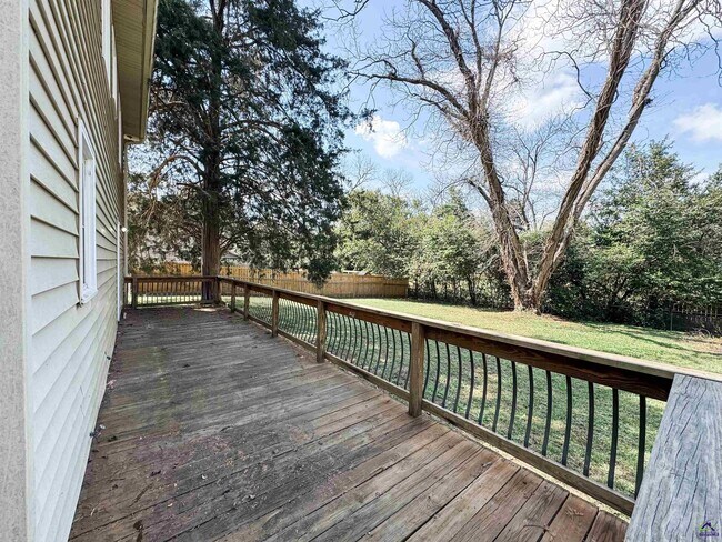 Building Photo - 2108 Marshallville Rd