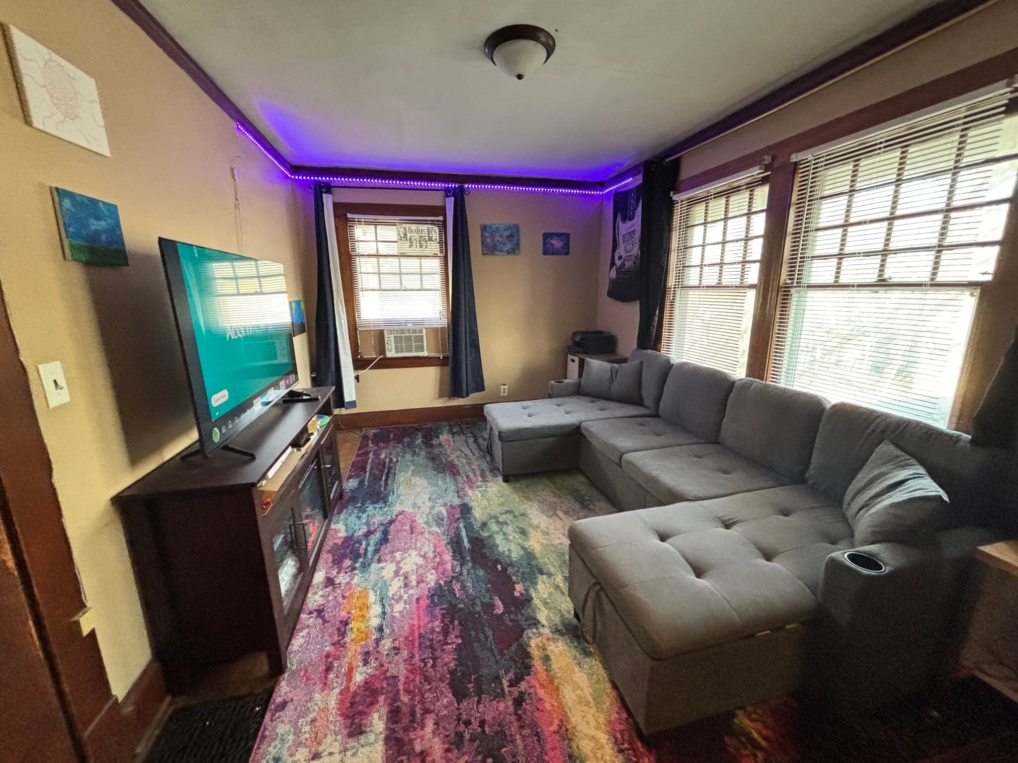 Massive Couch & Flatscreen - 405 N Salisbury St