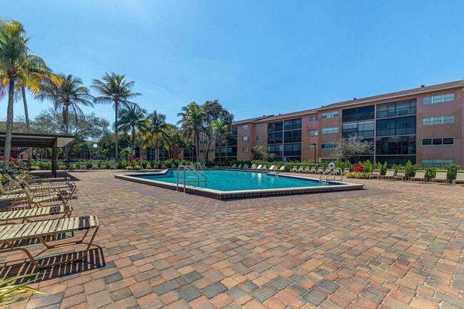 Building Photo - 901 SW 141st Ave