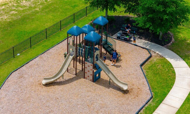 Building Photo - 5431 Tindarey Bluff Trail