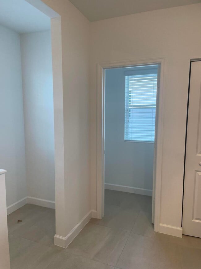 Building Photo - 1535 Verawood Ln