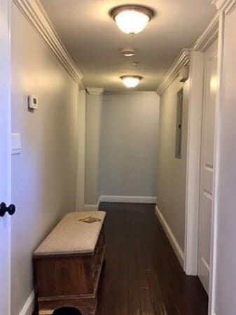 Building Photo - 142 Centre St