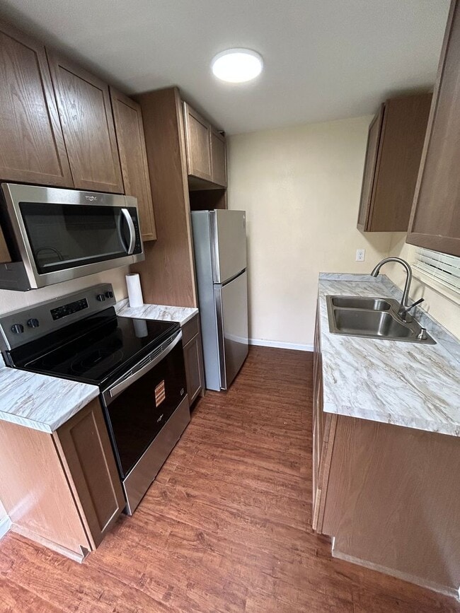 Building Photo - HOP16780