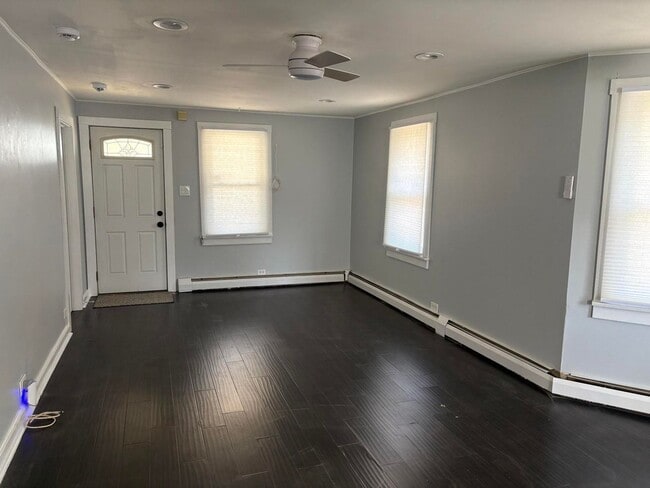 Building Photo - 23 Bowers Ave