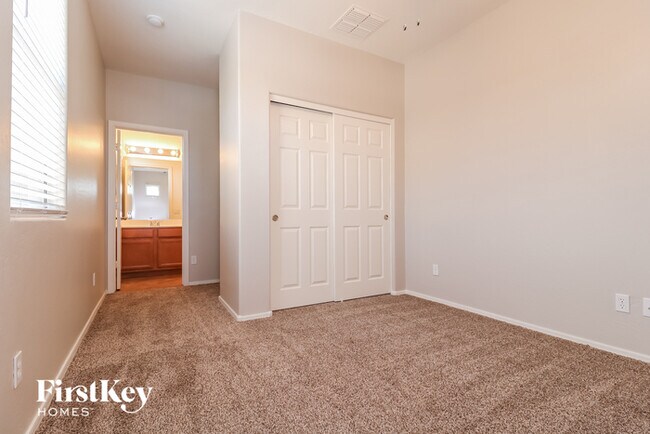 Building Photo - 17362 N 170th Ln