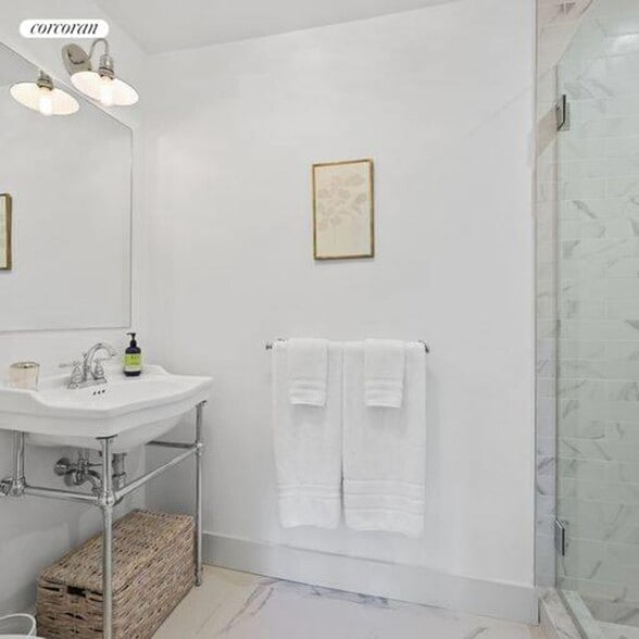 Building Photo - 2855 Deerfield Rd