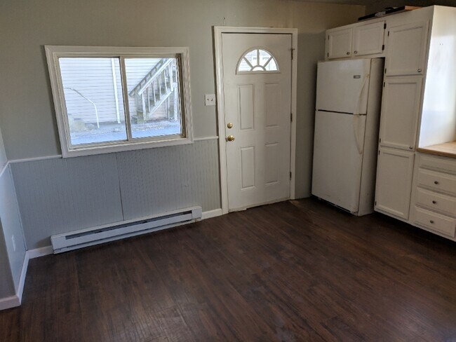 Building Photo - 1172 Wyoming Ave