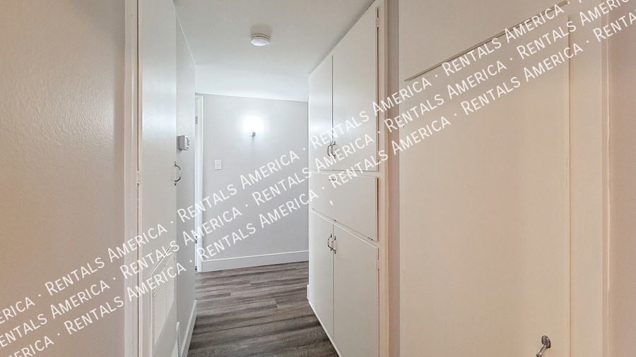 Building Photo - 11633 N Desert Hills Dr W