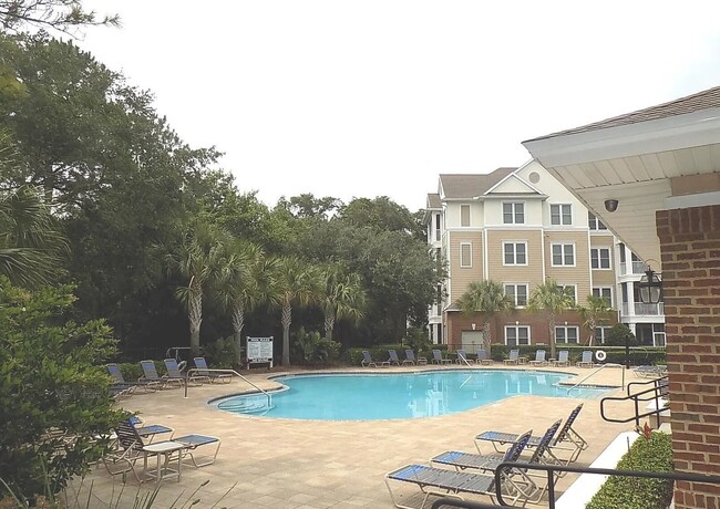 Building Photo - Beautiful 2-Bedroom, 2-Bathroom Condo for ...