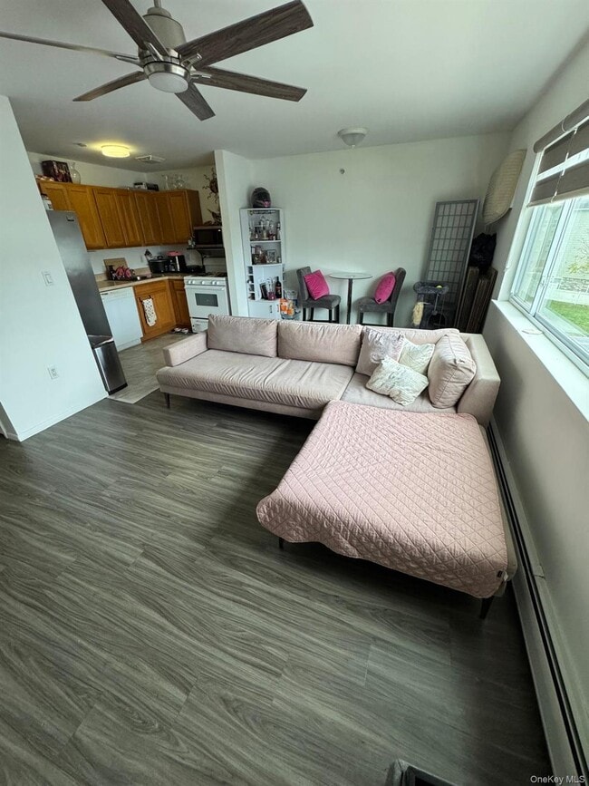 Building Photo - 103 Horizon Ct