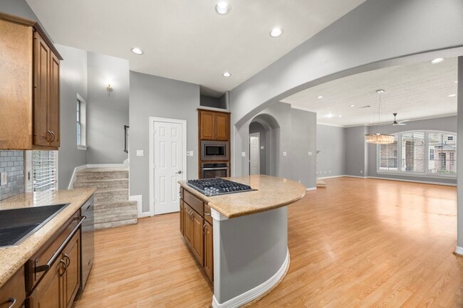 Building Photo - 7930 Stoneyway Dr