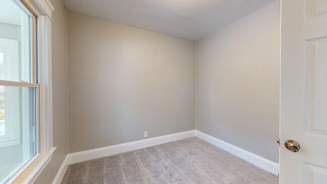 Building Photo - 3465 W 56th St