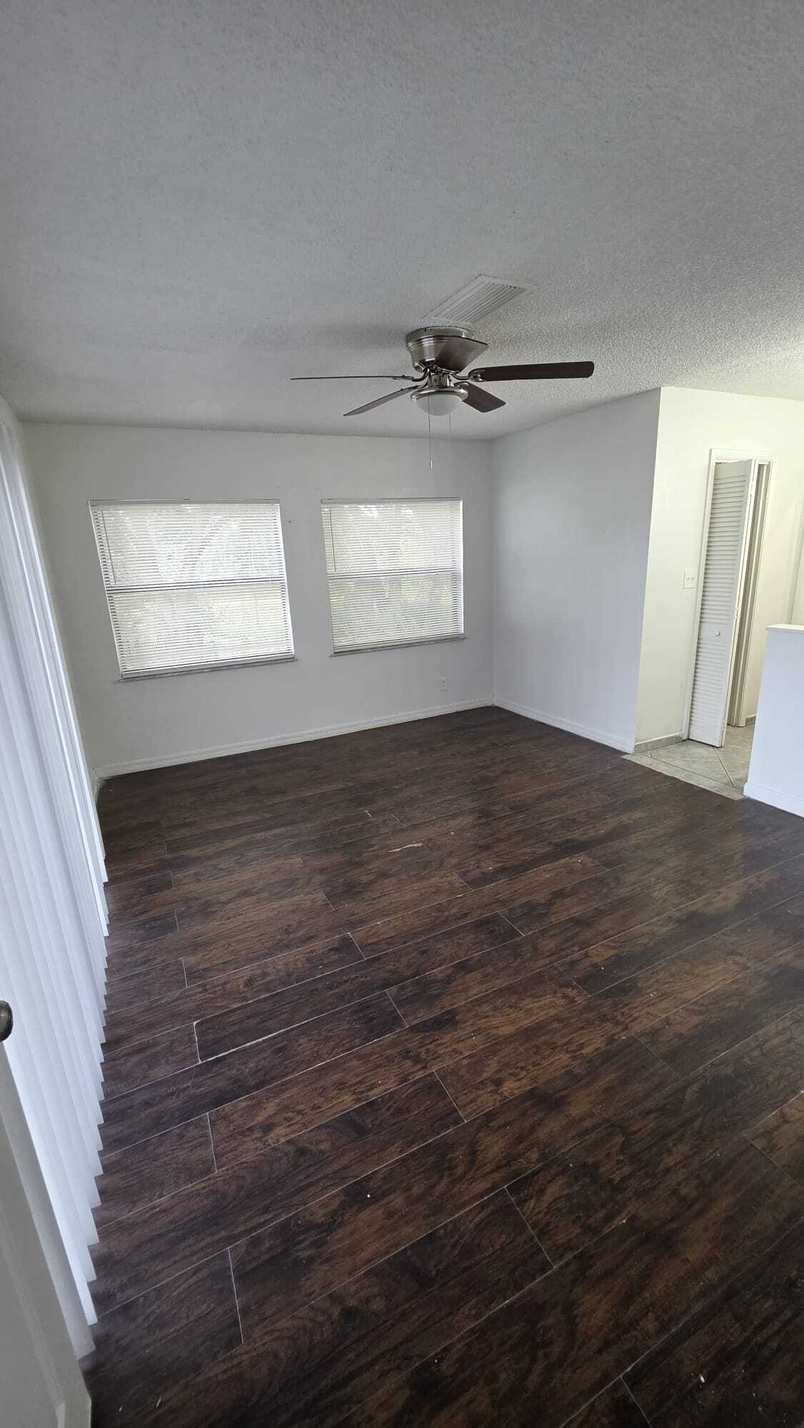 Building Photo - 2414 Lemon Tree Ln