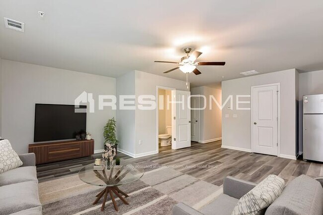 Building Photo - 109 Wellbrook Ct NE
