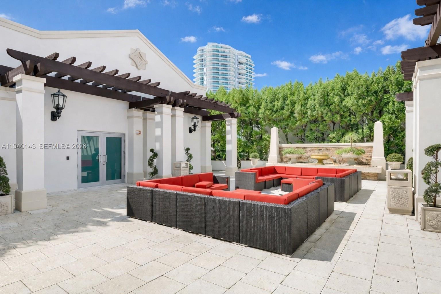 Building Photo - 250 Sunny Isles Blvd