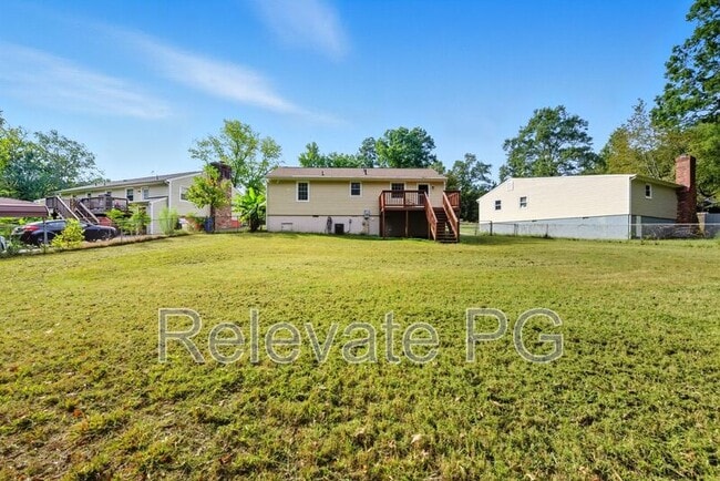 Building Photo - 15709 Gary Ave