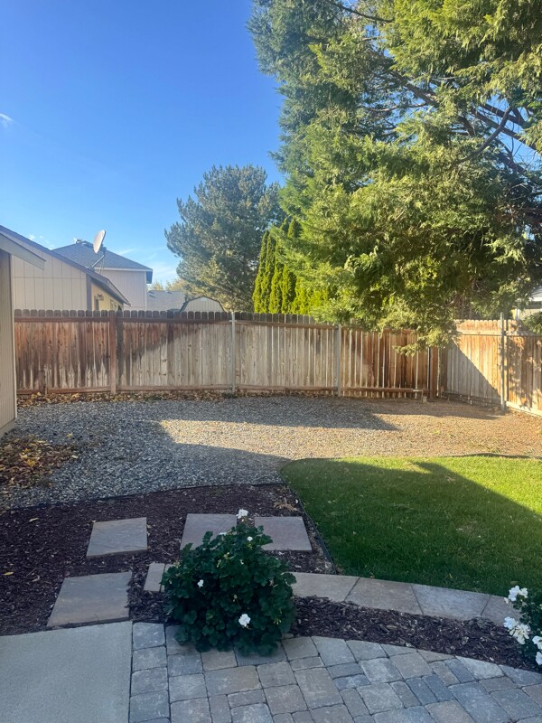 Building Photo - 4884 Thrush Ln