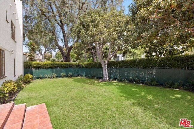 Building Photo - 2980 Haddington Dr