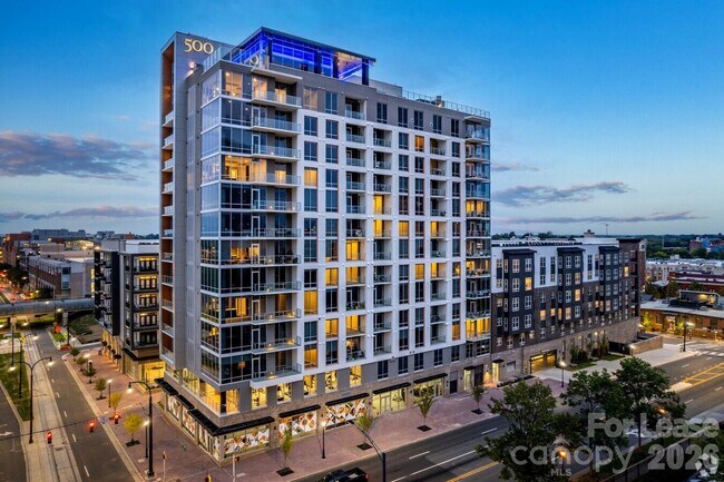 Building Photo - 500 W Trade St