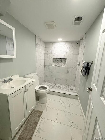 Building Photo - 2274 Findley Cir