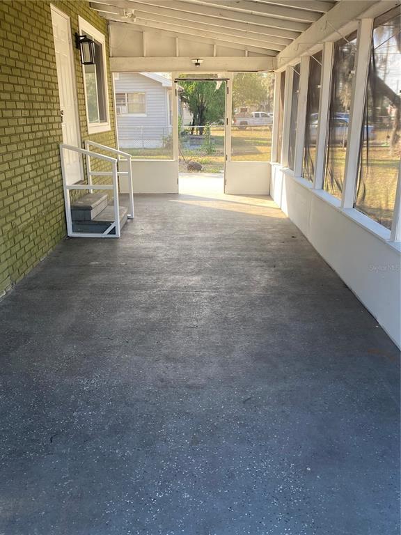 Building Photo - 2302 Cochran St