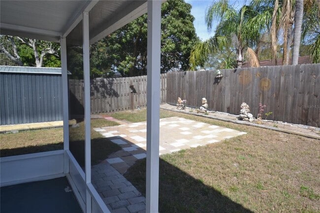 Building Photo - 746 Barbara St