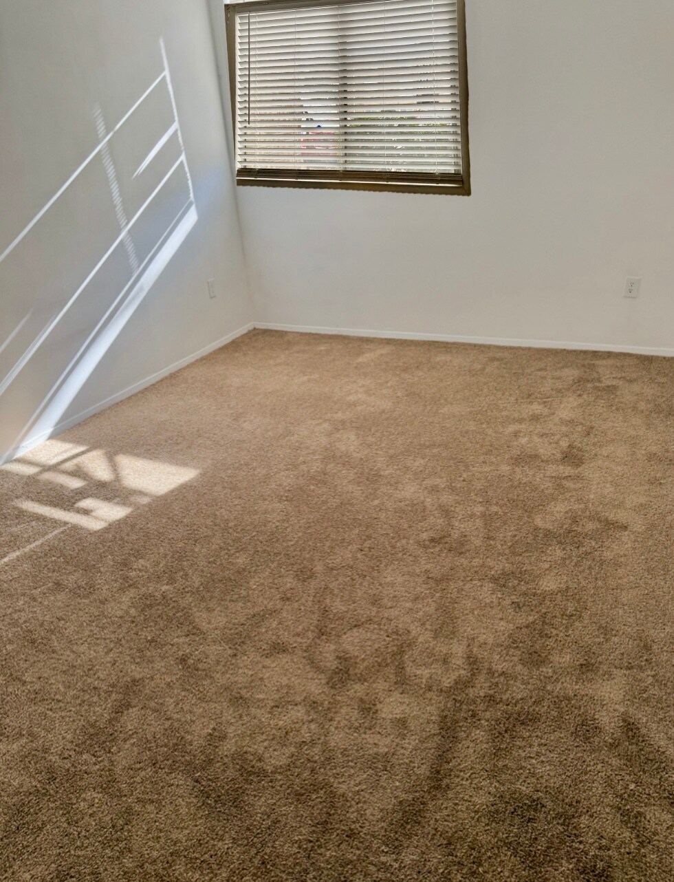 Building Photo - 558 Wilson Bridge Dr