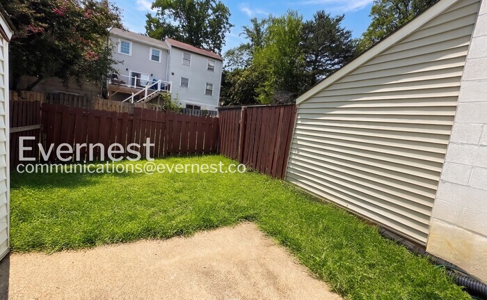 Building Photo - 4607 Charlton Ct