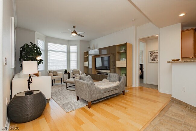 Building Photo - 2220 Village Walk Dr