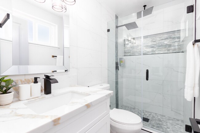 Building Photo - 3950 Marlesta Dr