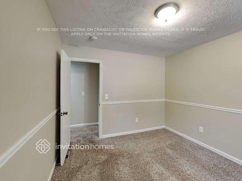 Building Photo - 2996 Fetlock Dr SW