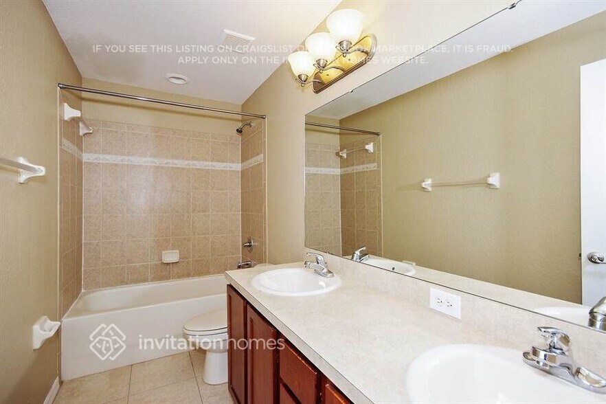 Building Photo - 1423 Merrimack Ln