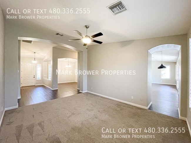 Building Photo - 1181 E Hawken Way