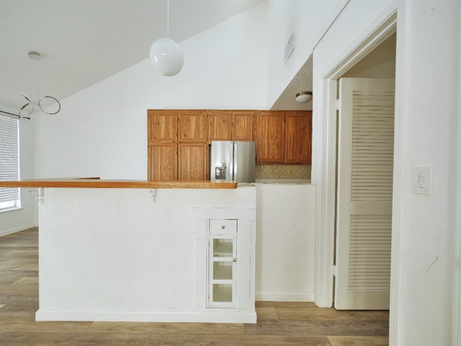 Building Photo - 1937 Gauguin Pl