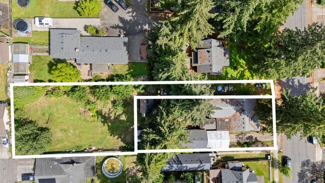 Building Photo - 2237 SE 139th Ave