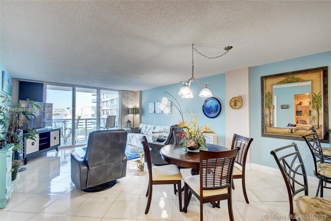 Building Photo - 3800 S Ocean Dr