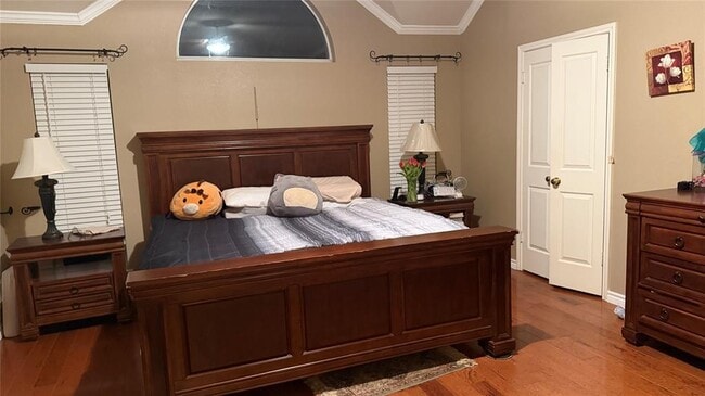 Building Photo - 1802 Shooting Star Cove