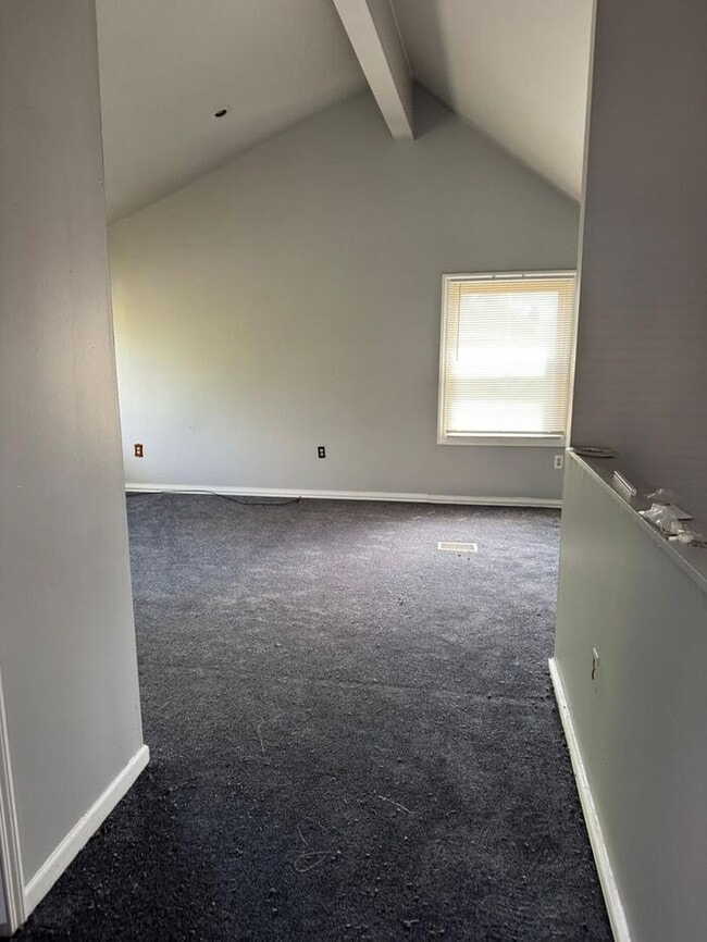 Building Photo - Detached Garage- 2 bathrooms - Section 8 A...