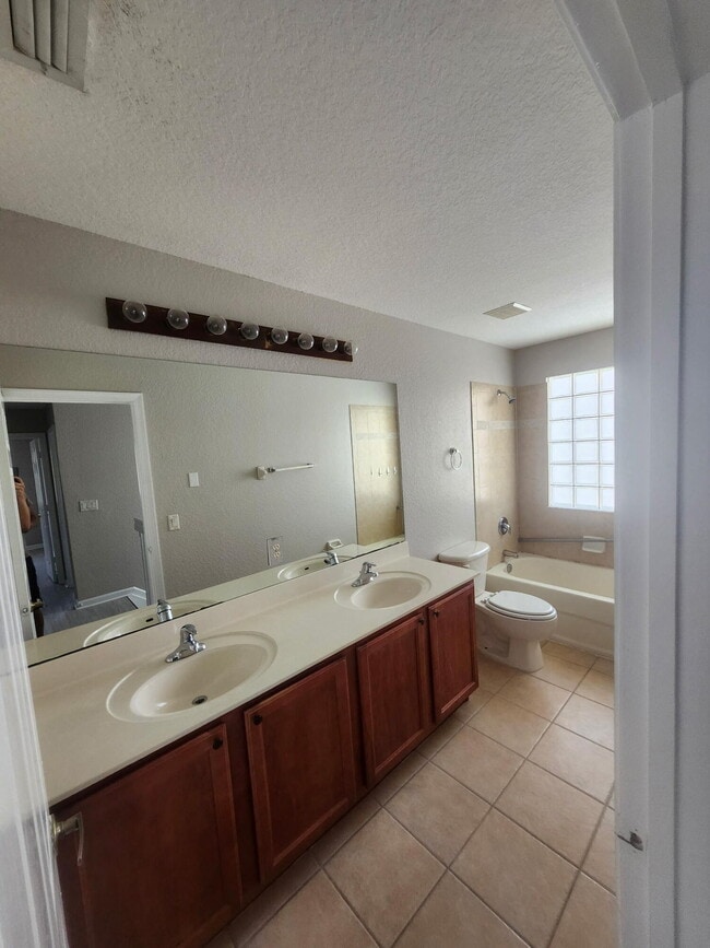 Building Photo - 6541 Adriatic Way