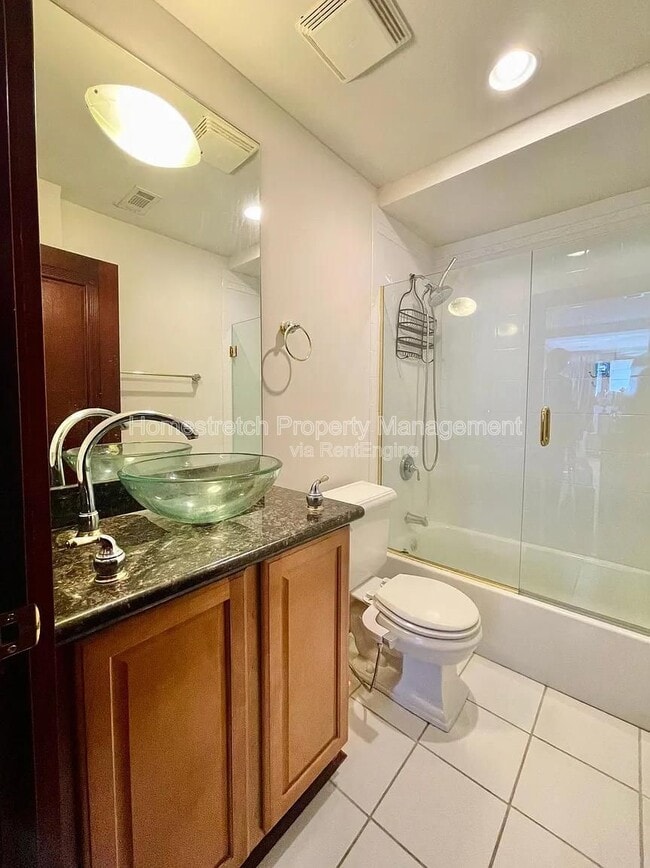 Building Photo - 4540 Lindell Blvd