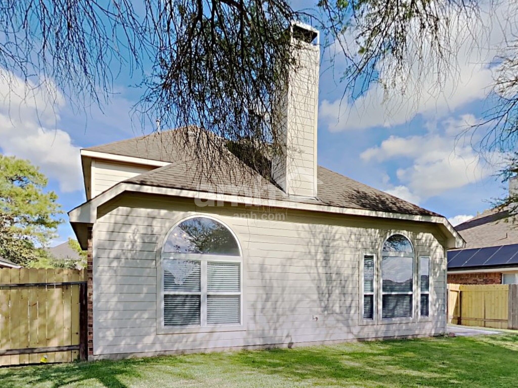 Building Photo - 1940 Haven Springs Ln
