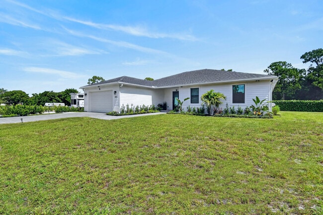 Building Photo - 18353 46th Ct N